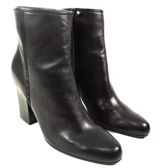 PRADA 🇮🇹 WOMEN'S BLACK SOFT LEATHER COMFORT FASHION BOOTIE - Picture 2 of 9